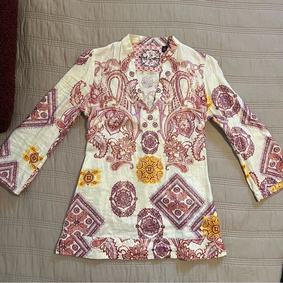 Robert Graham Cream and Purple Blouse - Picture 3 of 8